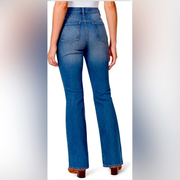 Slimming Look Boot Cut Stretch Jeans Womens Plus Size 18W Gloria Vanderbilt - Picture 3 of 12